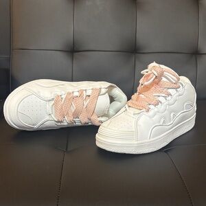 Cape Robbin women’s sneakers